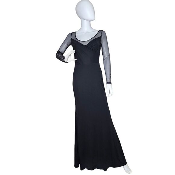 Vera Wang  - Picture 1 of 14